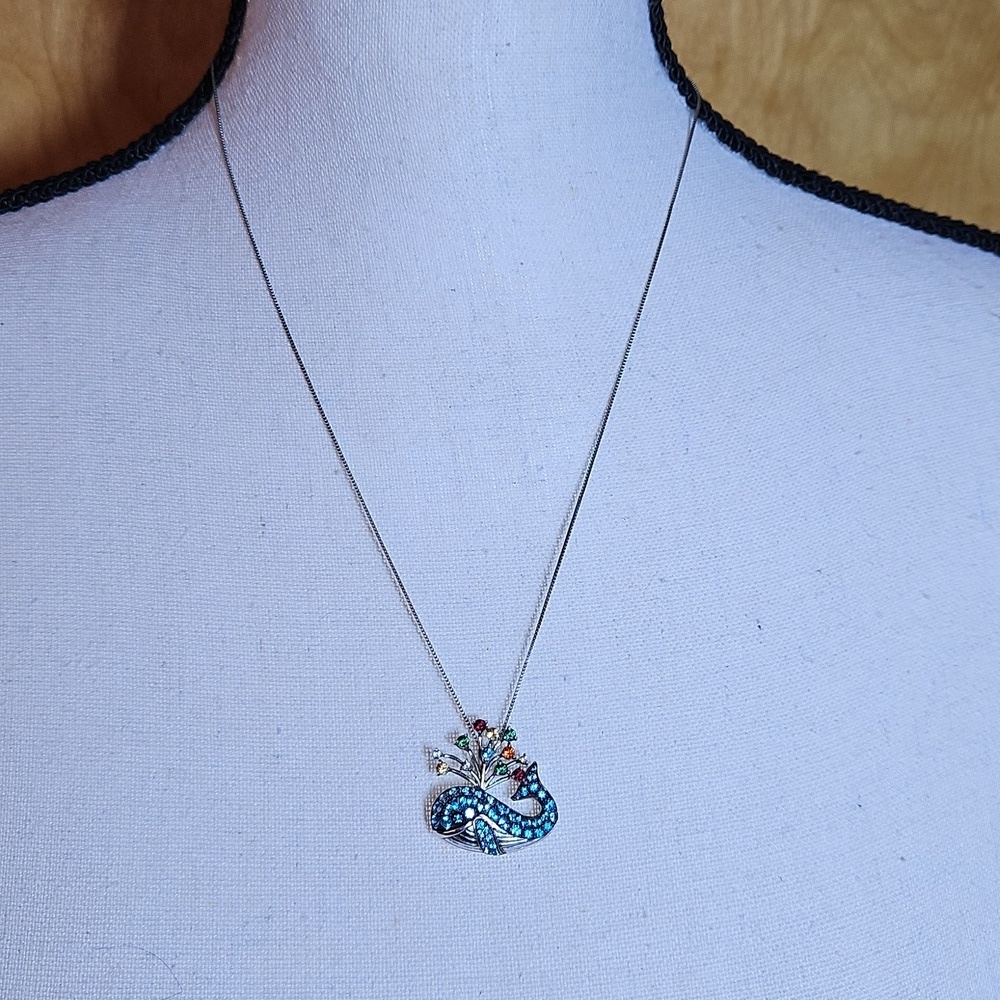 Sterling Silver Whale Pendant Genuine Topaz Stones w/20.5" Box Chain - Picture 3 of 11